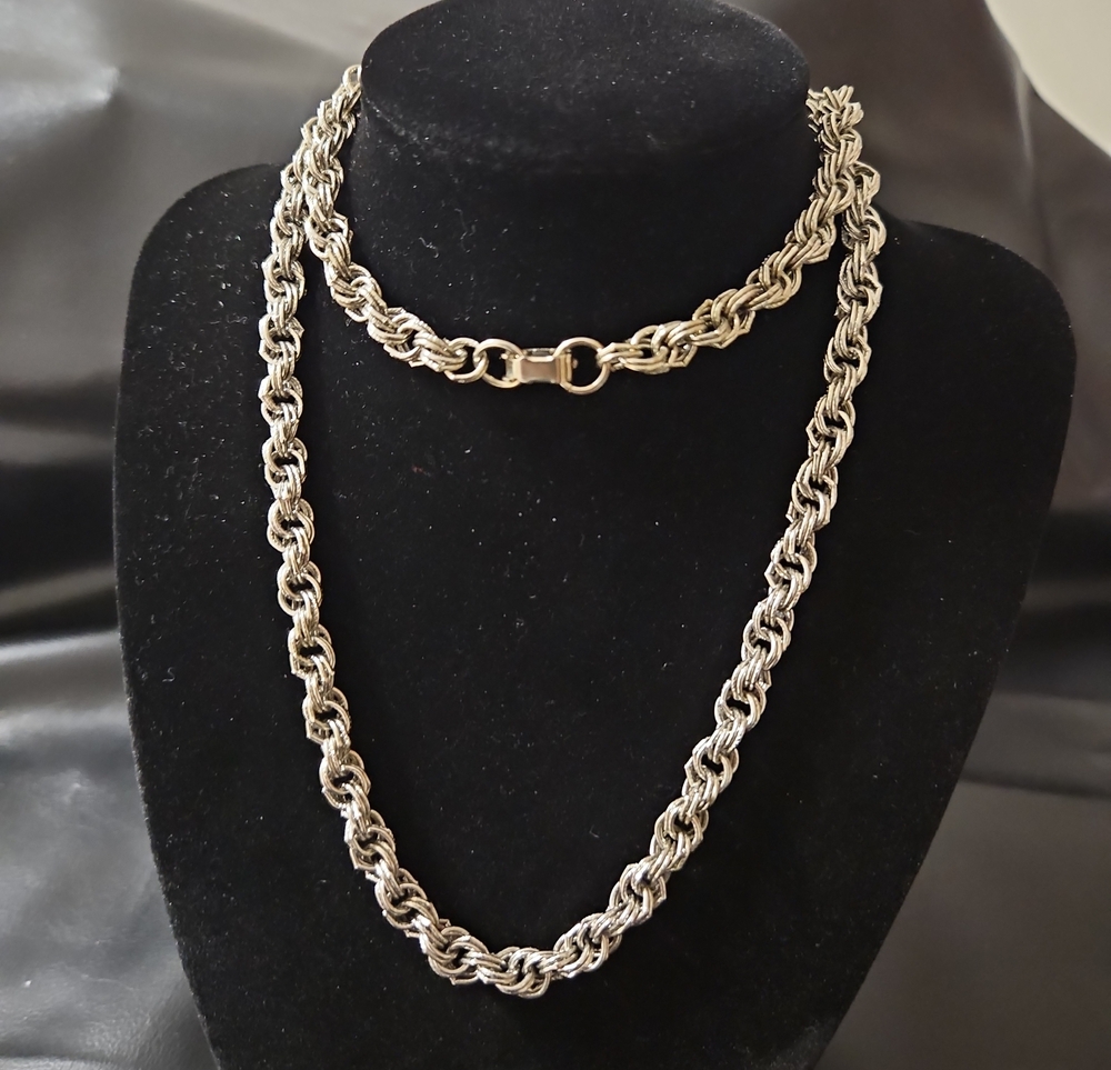 Silver Tone Rope Chain Necklace